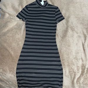 Bodycon striped dress